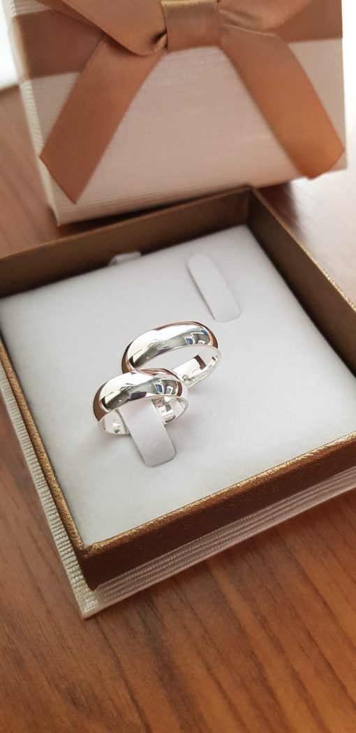 PAR DE ALIANÇAS GÊNOVA 6MM